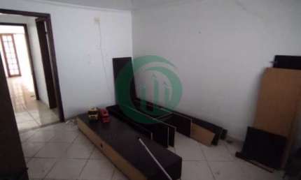 Linda casa térrea localizada no privilegiado bairro do Parque Oratório