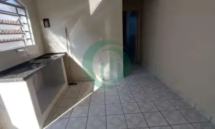 Excelente casa CONJUNTA no Jardim Las Vegas, em Santo André!