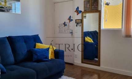 LINDO APARTAMENTO NO CIC, PROXIMO TERMINAL E AMPLO COMERCIO