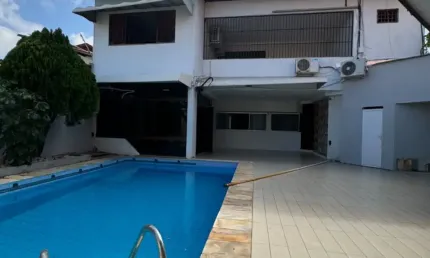 Casa com 4 quartos para alugar na Avenida Coronel Colares Moreira, 500, Jardim Renascença, São Luís