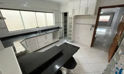 Casa com 3 quartos à venda na Rua Luís Arnoni, 245, Vila Irmãos Arnoni, São Paulo