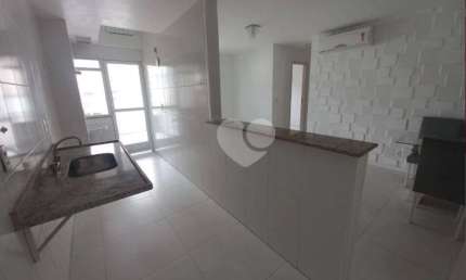 Apartamento 2 quartos pronta para morar Frames Residences Pontal Oceânico