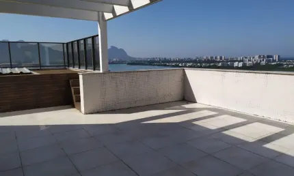 Cobertura 5 quartos pronta para morar ilha pura vista lagoa.