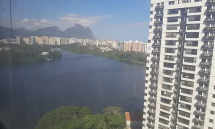 Lindo apartamento a venda Alfa Barra com Vista Mar e Lagoa.