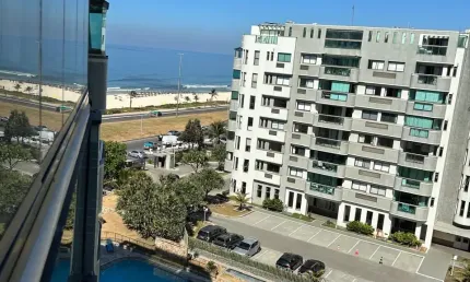 Apart hotel pronto para morar na praia da barra com vista mar.