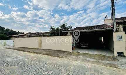 Casa com 4 quartos à venda no Velha, Blumenau 