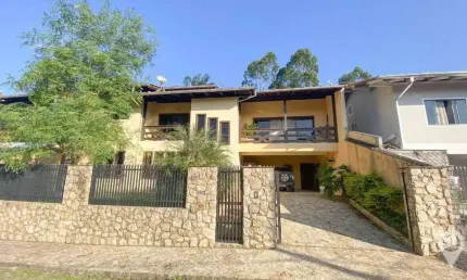 Casa com 3 quartos à venda no Garcia, Blumenau 