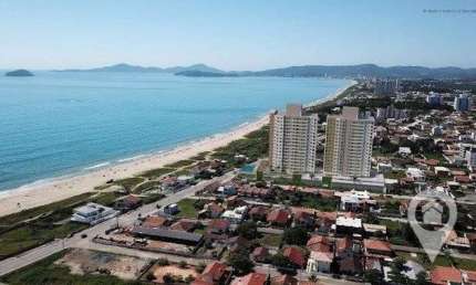 Apartamento com 3 Suítes e 4 Vagas em Balneário Piçarras!