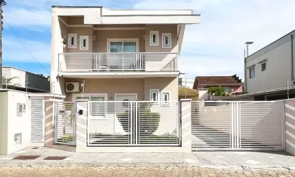 Casa com 2 quartos à venda na Escola Agrícola, Blumenau 