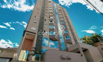 Apartamento Mobiliado com 2 Dormitórios Água Verde!