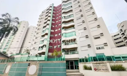 Apartamento com terraço e 3 dormitórios no victor konder!