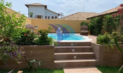 COD 1150 - VENDA - Casa com 3 Quartos com Piscina e Churrasqueira, Ogiva- Cabo Frio