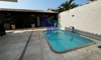 COD 1356 - Vendo Casa Maravilhosa em Condomínio Completo - 4 Quartos (1 Suíte)