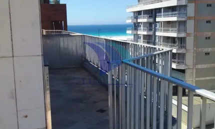 COD 1576 - COBERTURA COM VISTA PRIVILEGIADA PARA A PRAIA DO FORTE!