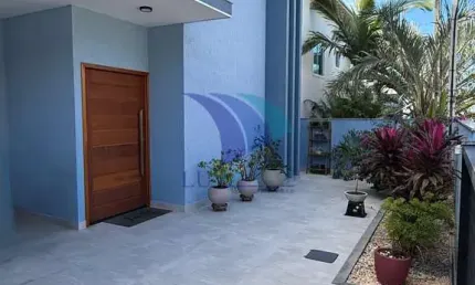 Cod 1646- venda - casa duplex com piscina, condomínio dos pássaros
