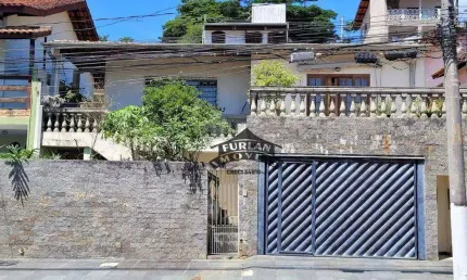 Casa com 3 dormitórios à venda, 249 m² de por R$750.000,00 por  R$ 698.000 - Jardim dos Ipês - Cotia/SP
