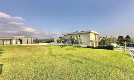 Terreno à Venda no Alphaville Granja Viana: Parte Alta, Projeto Aprovado, Pronto para Construir
