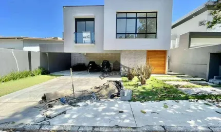 Casa Moderna e Nova à Venda no Condomínio Lago do Sol – Km 30 Raposo Tavares