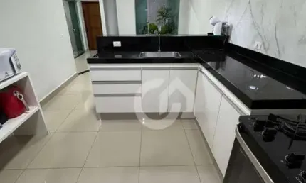 Casa com 3 dormitórios à venda, 167 m² por R$ 660.000,00 - Parque Universitário - Americana/SP