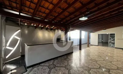 Casa com 3 dormitórios para alugar, 197 m² por R$ 3.915,34/mês - Parque Universitário - Americana/SP