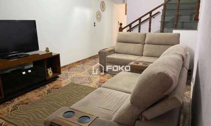 Sobrado com 3 dormitórios para alugar, 306 m² por R$ 6.703,00/mês - Parque Renato Maia - Guarulhos/SP