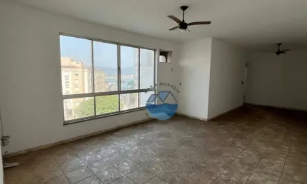 Vendo apartamento – ponta da praia -   200m²– 2 dormitórios  + 1 suíte - 1 vaga – sala 3 ambientes
