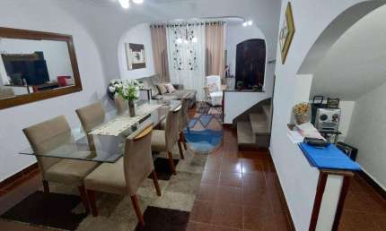 SOBRADO À VENDA – 220M² - 3 DORMITÓRIOS – 1 SUÍTE – VILA BELMIRO – SANTOS/SP