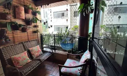 Apartamento de 2 Quartos com Vista para o Mar - Bairro Aparecida, Santos