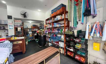 Ponto à venda, 79 m² por R$ 200.000,00 - Encruzilhada - Santos/SP