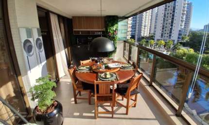 Apartamento no Saint Michel, Ilha Pura, 4 suítes, 160m, 3 vg, linda vista