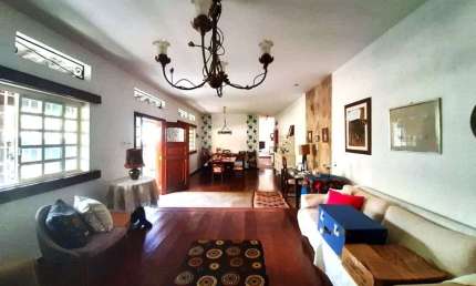 Casa com 4 dormitórios à venda, 323 m² por R$ 1.300.000,00 - Parque dos Lima - Franca/SP