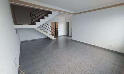 Casa com 5 dormitórios à venda, 236 m² por R$ 845.000 - Residencial e Comercial Palmares - Ribeirão Preto/SP