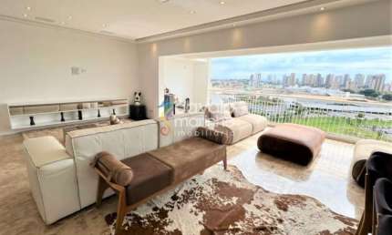 Cobertura á venda com 4 quartos, 240 m² - Edifício Cenário - Nova Aliança.