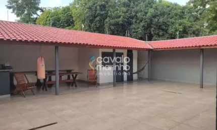 Casa à venda com 2 quartos e 4 vagas, 287m² - ribeirânia.