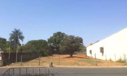 Terreno à venda, 902 m² por R$ 1.050.000,00 - Centro - Delfinópolis/MG