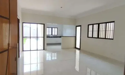 Casa com 3 dormitórios à venda, 135 m² por R$ 580.000 - Parque Residencial Cândido Portinari - Ribeirão Preto/SP