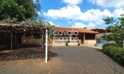 Chácara á venda com 2 quartos, 1638 m² - Condomínio D` Avila - Bonfim Paulista.