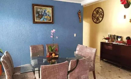 Casa com 3 dormitórios à venda, 312 m² por R$ 750.000,00 - Parque Residencial Vale do Sol - Araraquara/SP