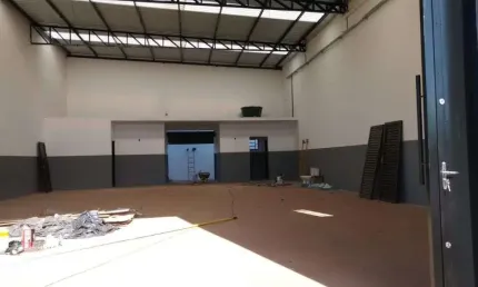 Galpão para alugar, 240 m² por R$ 5.332,00/mês - Jardim Paulista - Cravinhos/SP