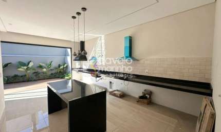 Casa em condomínio à venda de 150m², com 3 quartos no Jardim San Marco II.