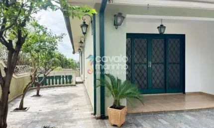 Casa à venda com 4 quartos, 256m² no Jardim São Luiz.