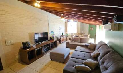 Casa à venda com 4 quartos, 431 m² - Condomínio Villa Real