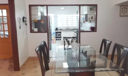 Casa à venda com 3 quartos, quintal, 189 m² - Condomínio Villa Real - Bonfim Paulista