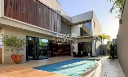 Casa á venda com 3 quartos - Condomínio Reserva Santa Luisa