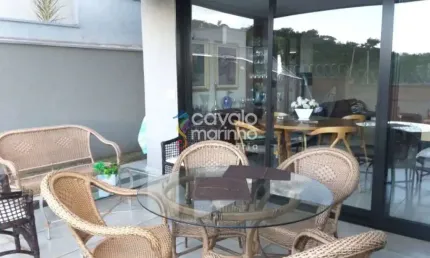 Casa com 3 dormitórios para alugar, piscina, 220 m² - Terras de San Tiago - Bonfim Paulista