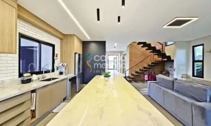 Casa para alugar com 3 quartos, 264m² - Alto do Castelo Residencial.
