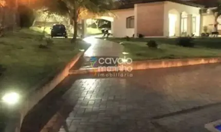 Casa á venda com 4 quartos, 500 m² - quinta da boa vista.