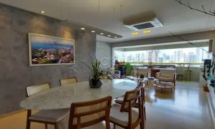 3 Quartos, 136m², 2 Vagas Excelente Localização no Graças
