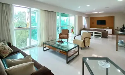 Excelente apartamento muito bem localizado no bairro da Jaqueira