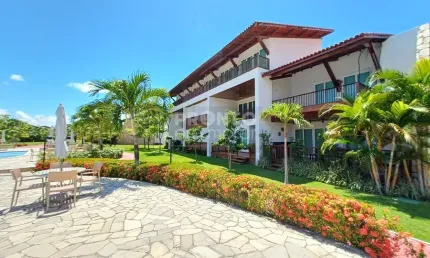 Casa duplex mobiliada com piscina privativa e acesso direto à praia na paradisíaca Carneiros!
